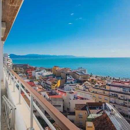 Apartment Stunning Seaviews Close To